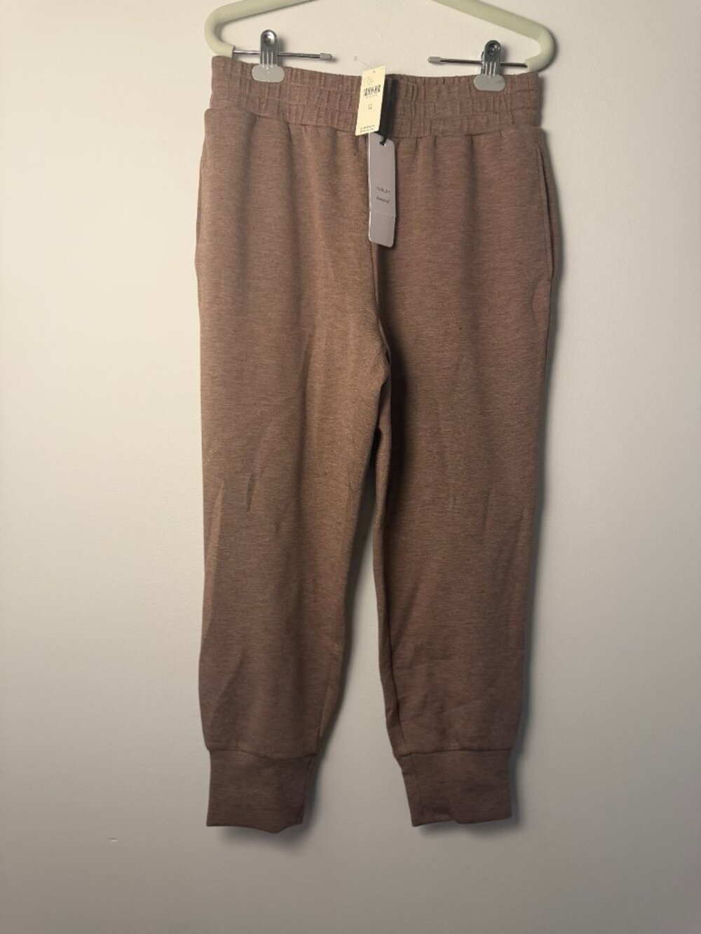 NWT Varley The Slim Cuff Pants 25" / M - Picture 2 of 4
